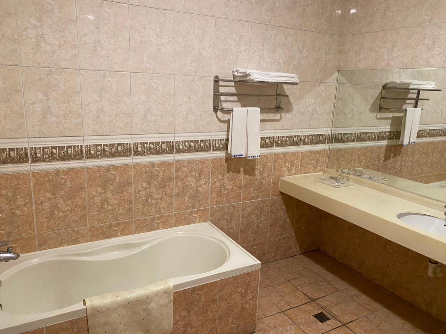 Yuai Fu Hao Hotel Taichung Dış mekan fotoğraf